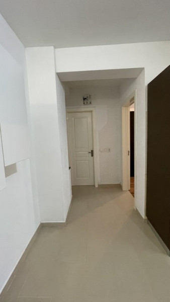 Apartament 2 camere de vanzare in Manastur ,str Huedinului,zona Nora