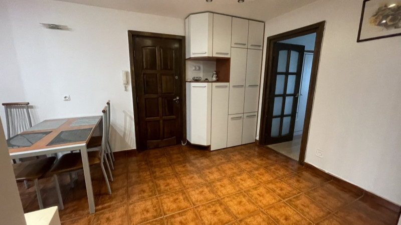 Apartament 3 camere de inchiriat in Manastur str Putna