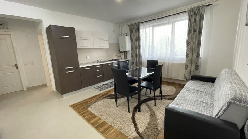 Apartament 2 camere de vanzare in Manastur ,str Huedinului,zona Nora