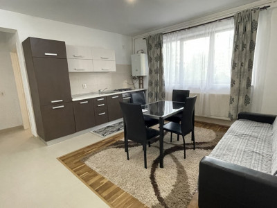 Apartament 2 camere de vanzare in Manastur ,str Huedinului,zona Nora