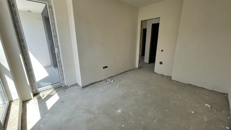 COMISION 0!Apartament 2 camere+parcare bloc nou et.2/4,strada Catanelor,Floresti