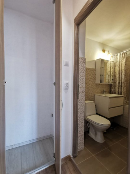 Apartament  2 camere  decomandat finisat in Marasti str Dorobantilor