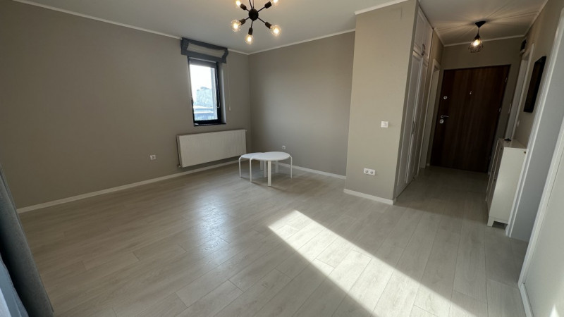 Vanzare apartament 2 camere ultrafinisat  In Park Lake Zona Iulius Mall