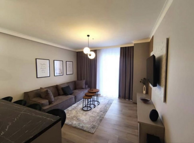 Apartament 2 camere ultrafinisat in Andrei Muresanu