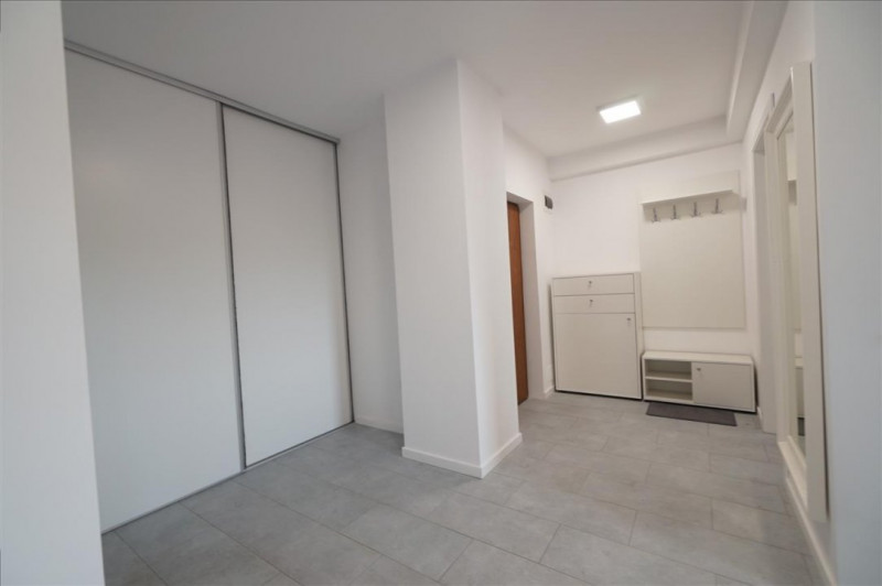 Apartament 2 camere +garaj de inchiriat semicentralzona USAMV