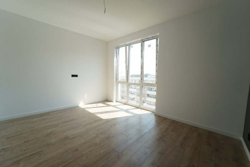 Comision 0! Apartament 2 cam ultrafinisat, și mobilat ,zona VIVO str Razoare