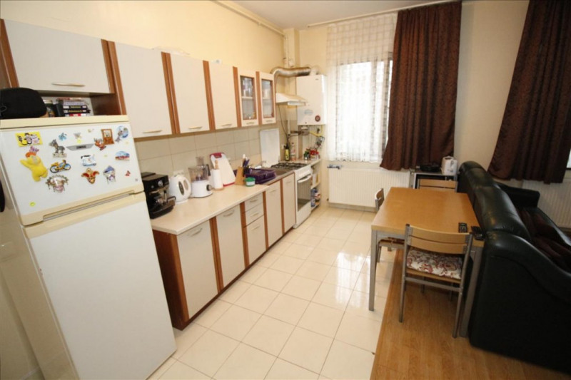 Apartament 2 camere de vanzare  in Manastur Zona Nora, La Terenuri