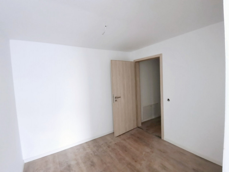 Apartment 3 camere în Grigorescu  cu scara interioară ,82 mp, finisat 