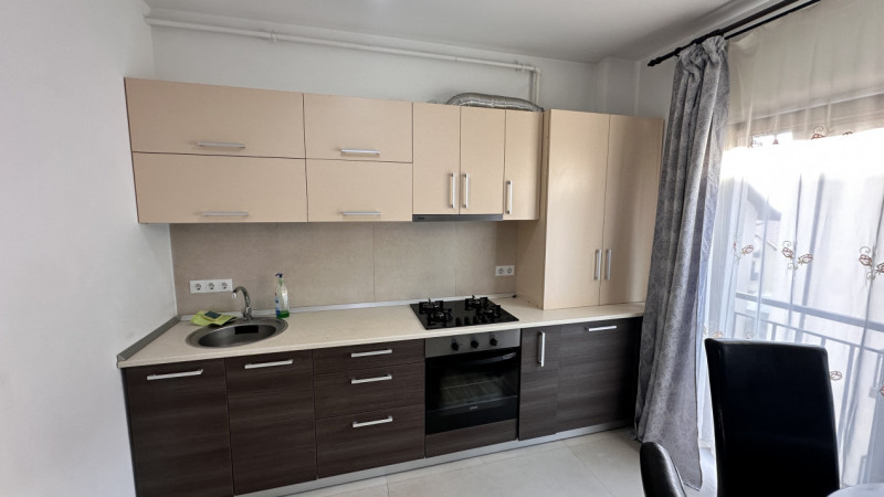 Apartament 3 cam +parcare de închiriat,Zorilor, str Mircea Eliade