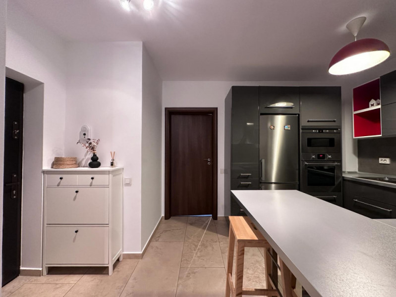 Ap. 2 camere,în Centru Pta Mihai Viteazu in Ansamblul Platinia