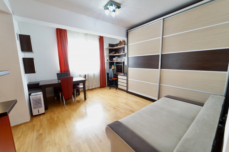 Apartament 1 camera +parcare in Manastur zona Complex Nora(La Terenuri)