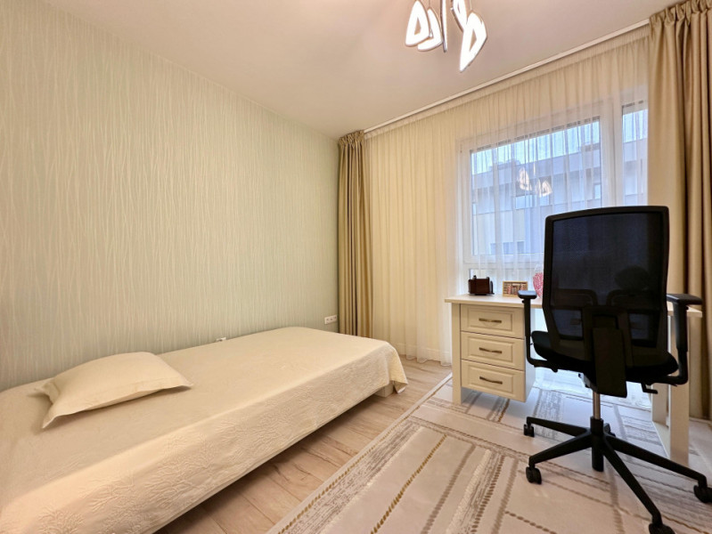 Apartament  de LUX cu 3 camere in Ansamblul Platinia URSUS zona USAMV.