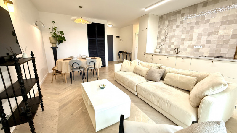 Apartament cu 2 camere+ dressing walk in, complex rezidențial Azoria