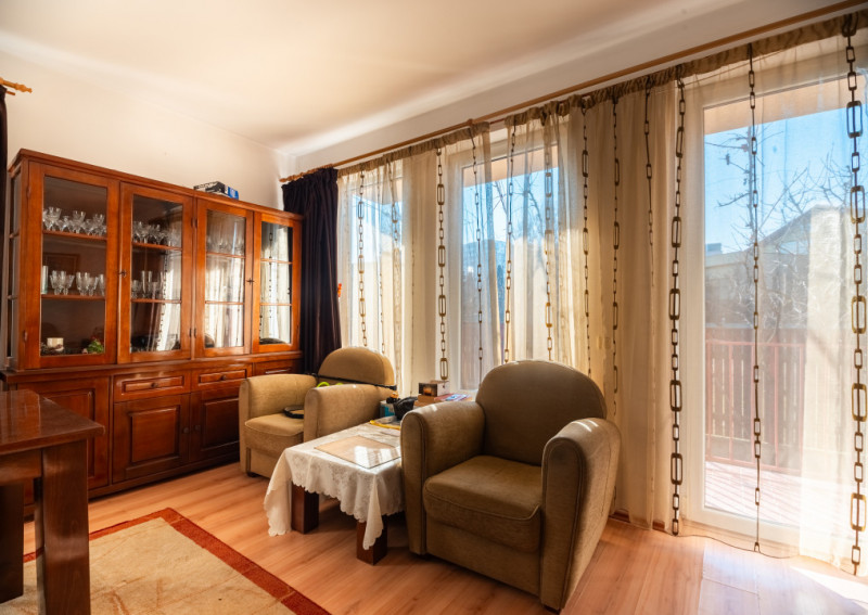 Casa tip duplex cu garaj in Buna Ziua, zona Grand Hotel Italia