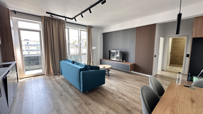 Apartament 2 cam, 54mp+balcon,zona VIVO str Razoare
