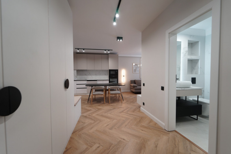 Prima inchiriere! ap 2 camere + garaj in Park Lake Residence,Zona Iulius Mall