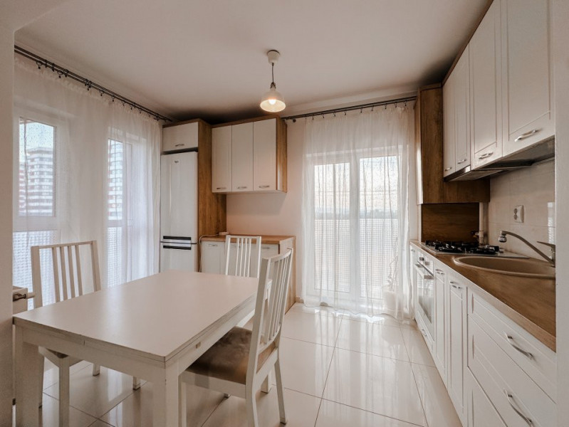 Apartament 3 camere in zona Metro-BMW (VIVO Mall)