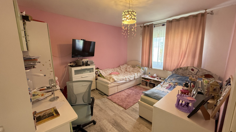 Apartament 3 camere + parcare,conf sporit,zona Calvaria