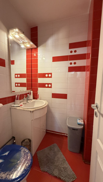 Apartament 3 camere + parcare,conf sporit,zona Calvaria