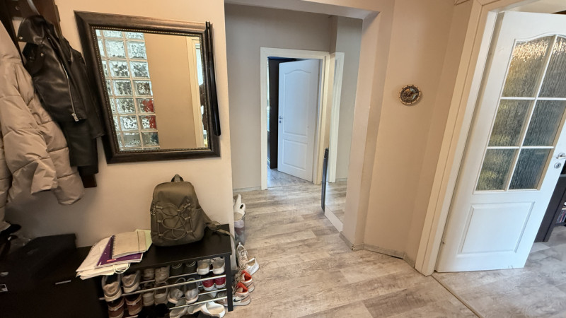 Apartament 3 camere + parcare,conf sporit,zona Calvaria