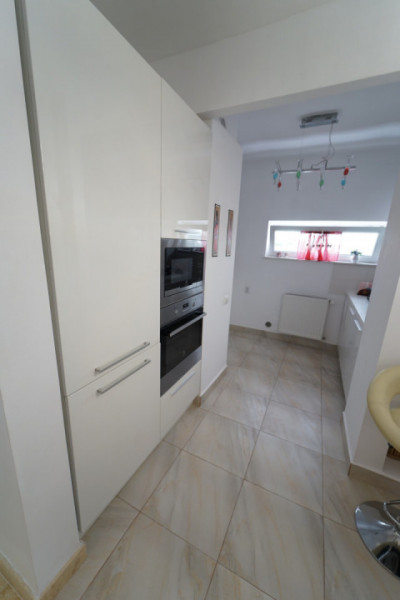 Ap de LUX 3 camere +parcare de inchiriat str Dorobantilor,Power Business Center