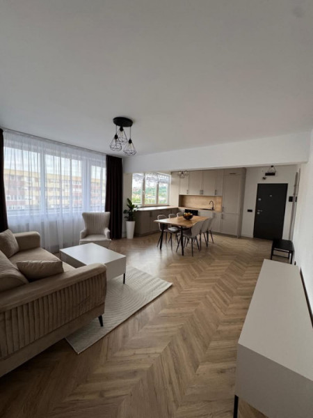 Vanzare ap  3 camere ,65 mp+parcare in Grigorescu, zona 1 Decembrie