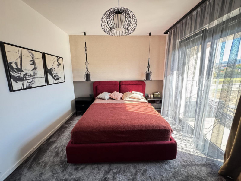 Apartament 2 camere +parcare finisat,Bloc Nou Andrei Muresanu/  Zorilor