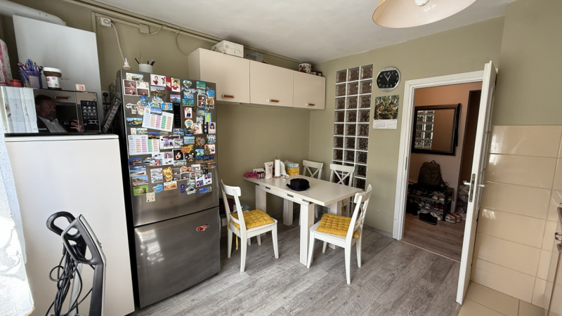 Apartament 3 camere + parcare,conf sporit,zona Calvaria