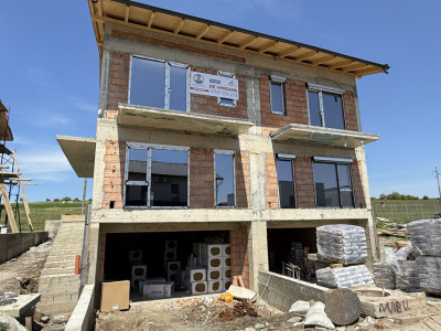 COMISION 0! Vanzare Duplex in Dambul Rotund, 4 camere 202 mp,teren 234mp