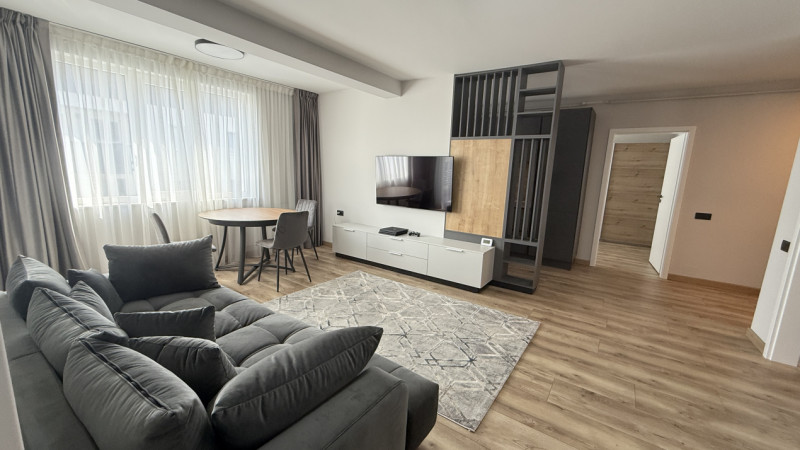 Prima inchiriere Apartament LUX 4 camere + garaj ,in zona Metro-BMW (VIVO Mall)