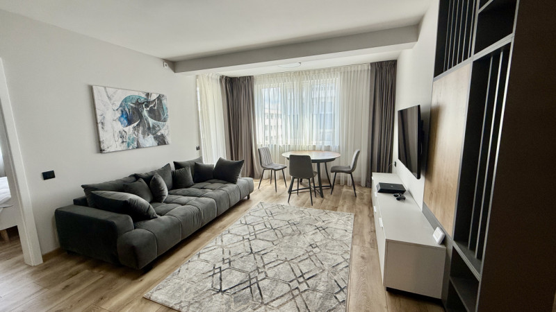 Prima inchiriere Apartament LUX 4 camere + garaj ,in zona Metro-BMW (VIVO Mall)
