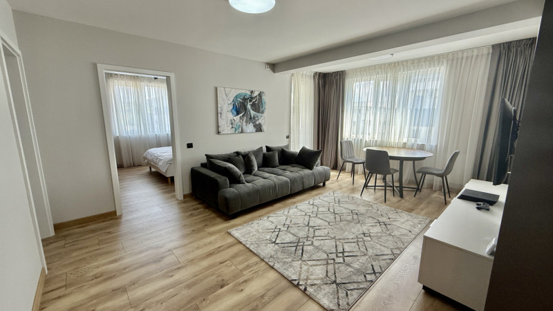 Prima inchiriere Apartament LUX 4 camere + garaj ,in zona Metro-BMW (VIVO Mall)