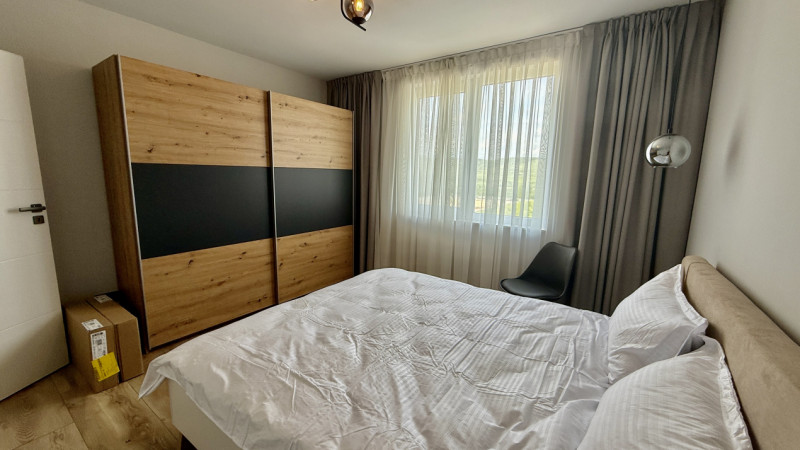 Prima inchiriere Apartament LUX 4 camere + garaj ,in zona Metro-BMW (VIVO Mall)