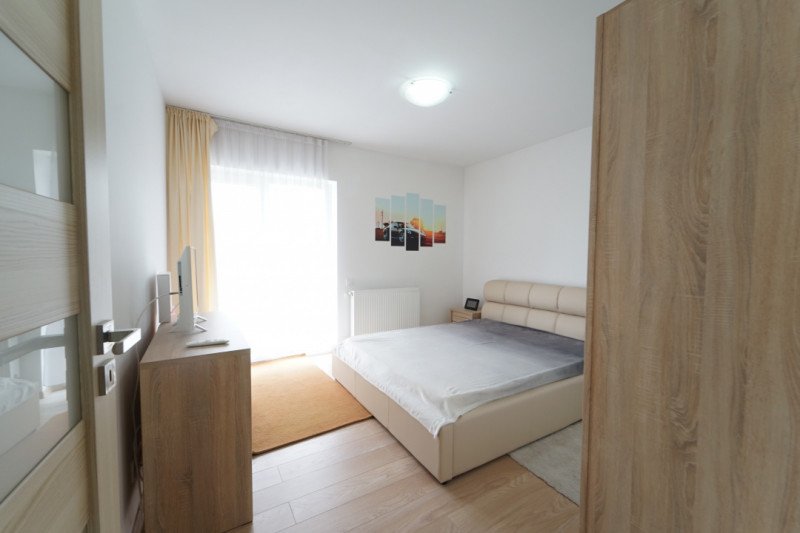Apartament 3 camere+ parcare de vanzare,finisat in  Borhanci