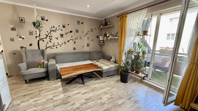 Ap 2 camere+parcare,finisat ,Floresti, zona Terra