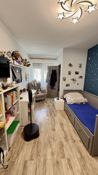 Ap 2 camere+parcare,finisat ,Floresti, zona Terra