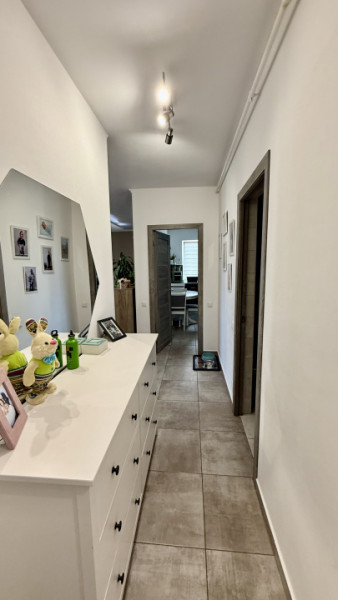 Ap 2 camere+parcare,finisat ,Floresti, zona Terra