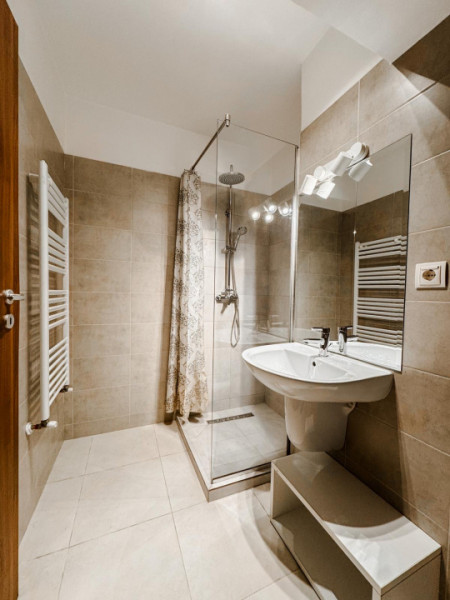 Inchiriere apartament 2 camera In Viva City Zona Iulius Mall