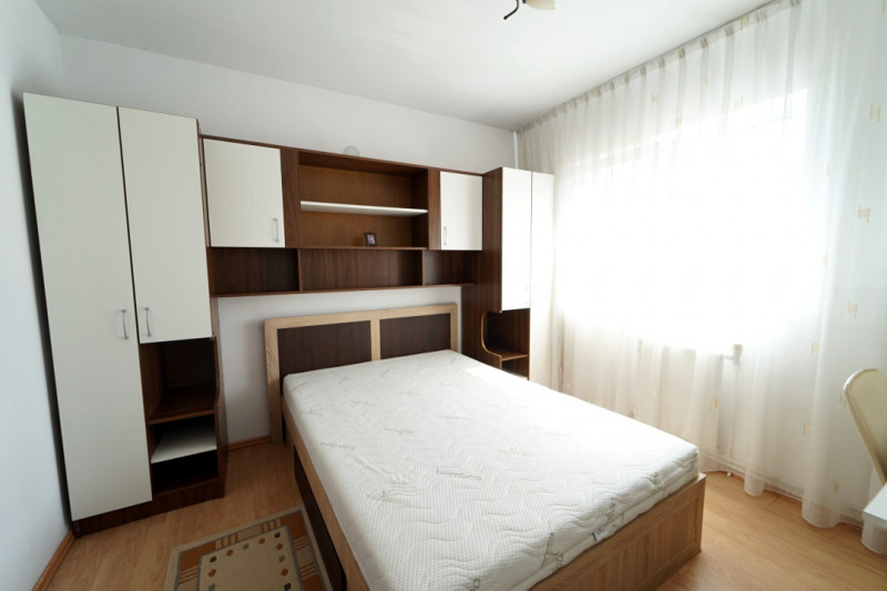 Vanzare apartament 3 camere,75 mp,et 2, Gheorgheni str Brancusi