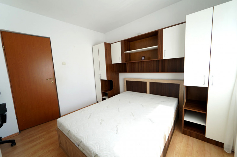 Vanzare apartament 3 camere,75 mp,et 2, Gheorgheni str Brancusi