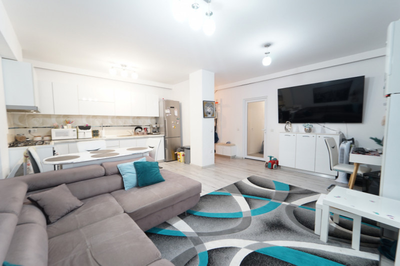 Apartament 3 camere + garaj ,76 mp, finisat  si mobilat,in cart Europa 