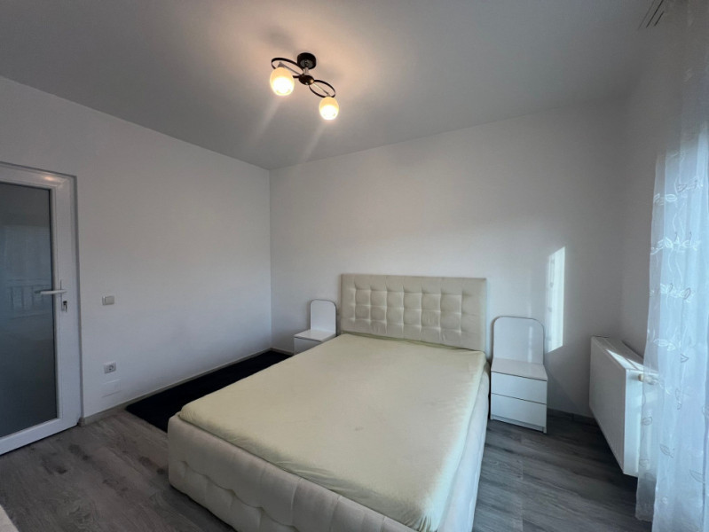 Apartament 3 camere + garaj ,76 mp, finisat  si mobilat,in cart Europa 