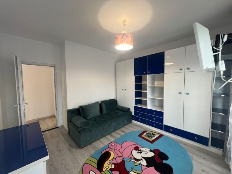 Apartament 3 camere + garaj ,76 mp, finisat  si mobilat,in cart Europa 