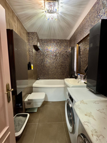 Apartament 2 camere+parcare Intre Lacuri zona Iulius Mall