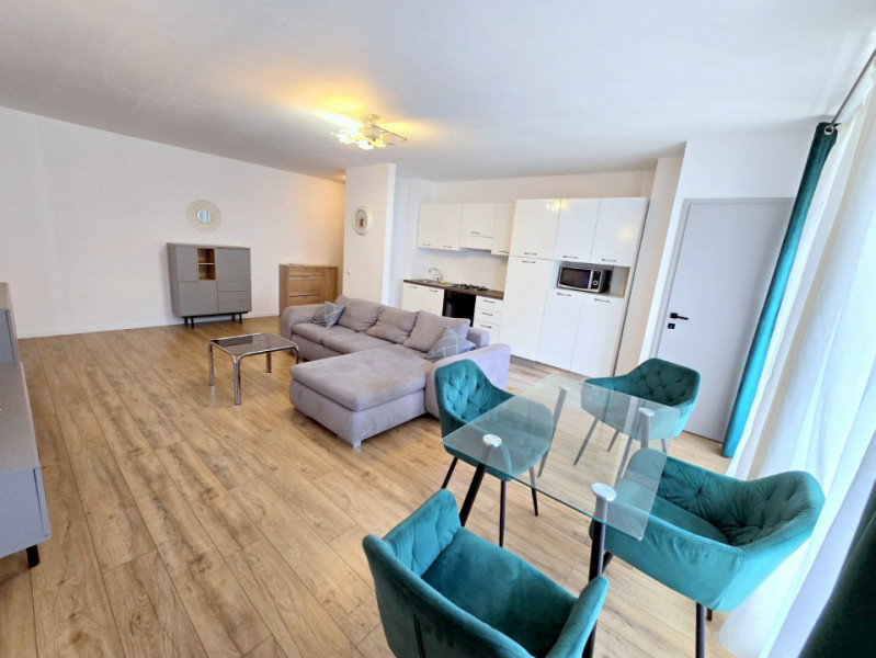 Apartament de vânzare, 2 Camere, 67mp, Zonă Centrală-Republicii