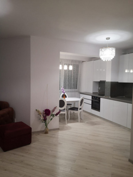 Apartament 2 camere+garaj in zona Metro-BMW