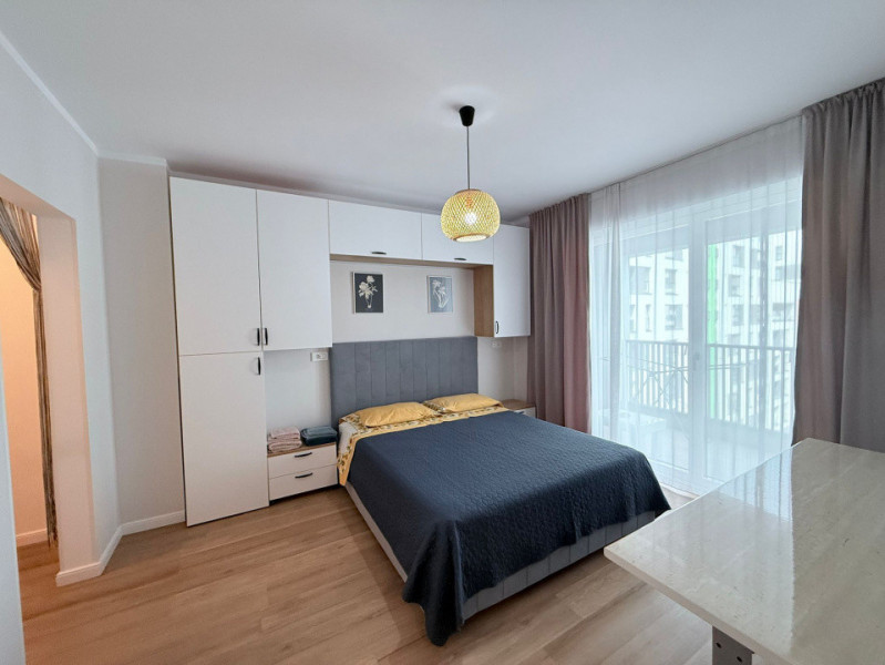 Apartament 3 camere de vanzare in Ansamblul Columna Residence, zona VIVO