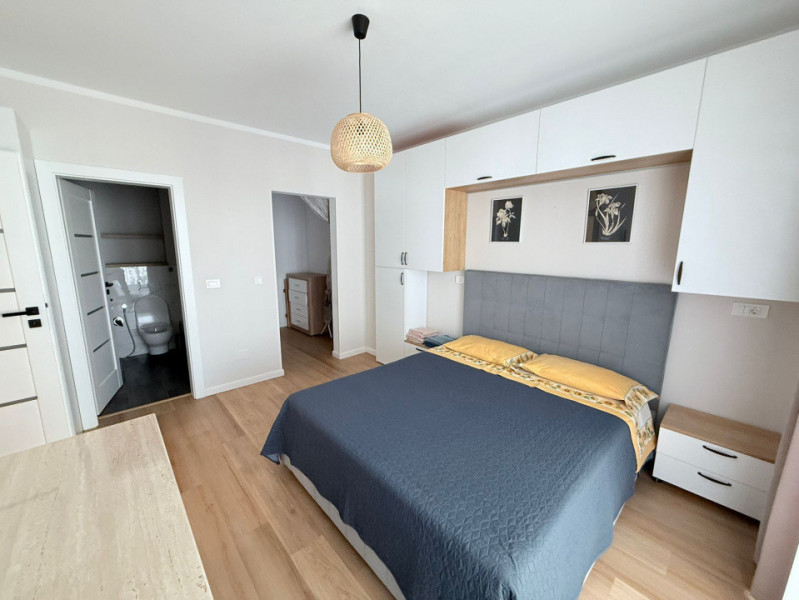 Apartament 3 camere de vanzare in Ansamblul Columna Residence, zona VIVO