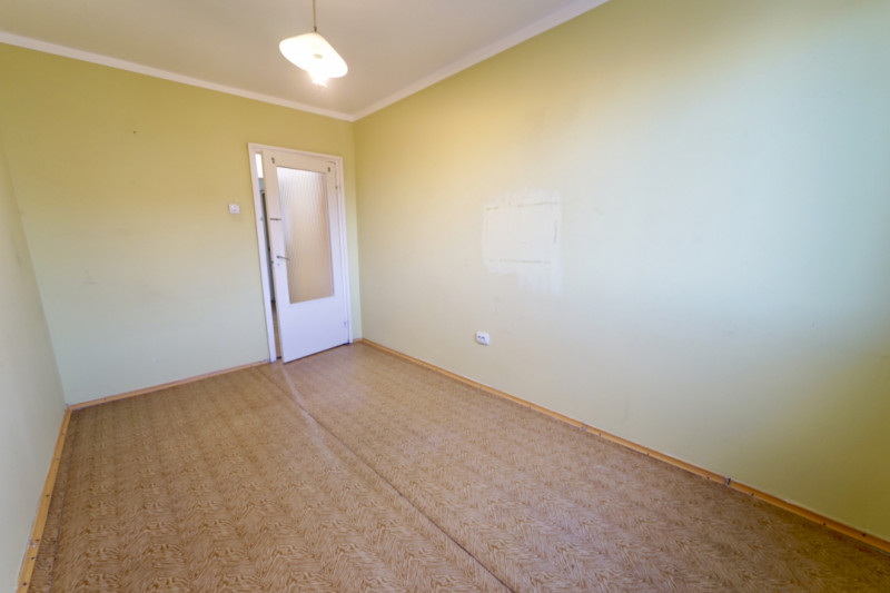 Apartament 3 camere| Decomandat |cart.Manastur| str Mehedinți |zona Nora|
