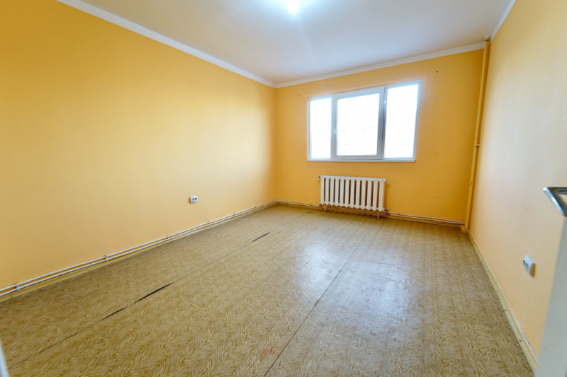 Apartament 3 camere| Decomandat |cart.Manastur| str Mehedinți |zona Nora|